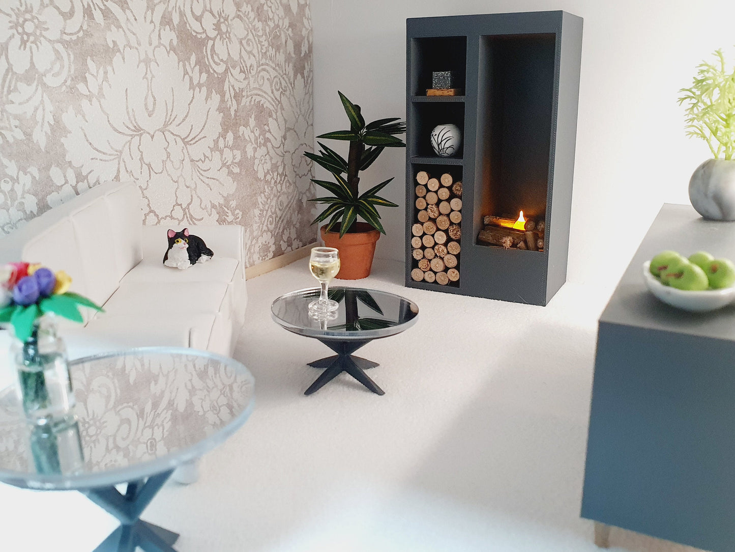 Dolls House Modern Square Log Fire Place with Light Up Flame and Wood, Choice of Colours, 1:12th Scale, Miniature Fire (FIRE1)