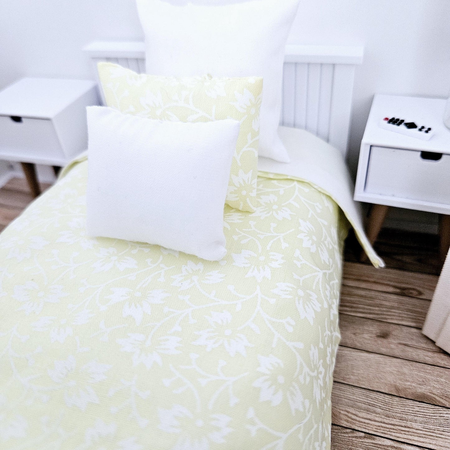 SALE!! Dolls house Yellow Single 12th Scale Bedding Set, Doll House Girls Room Bedding