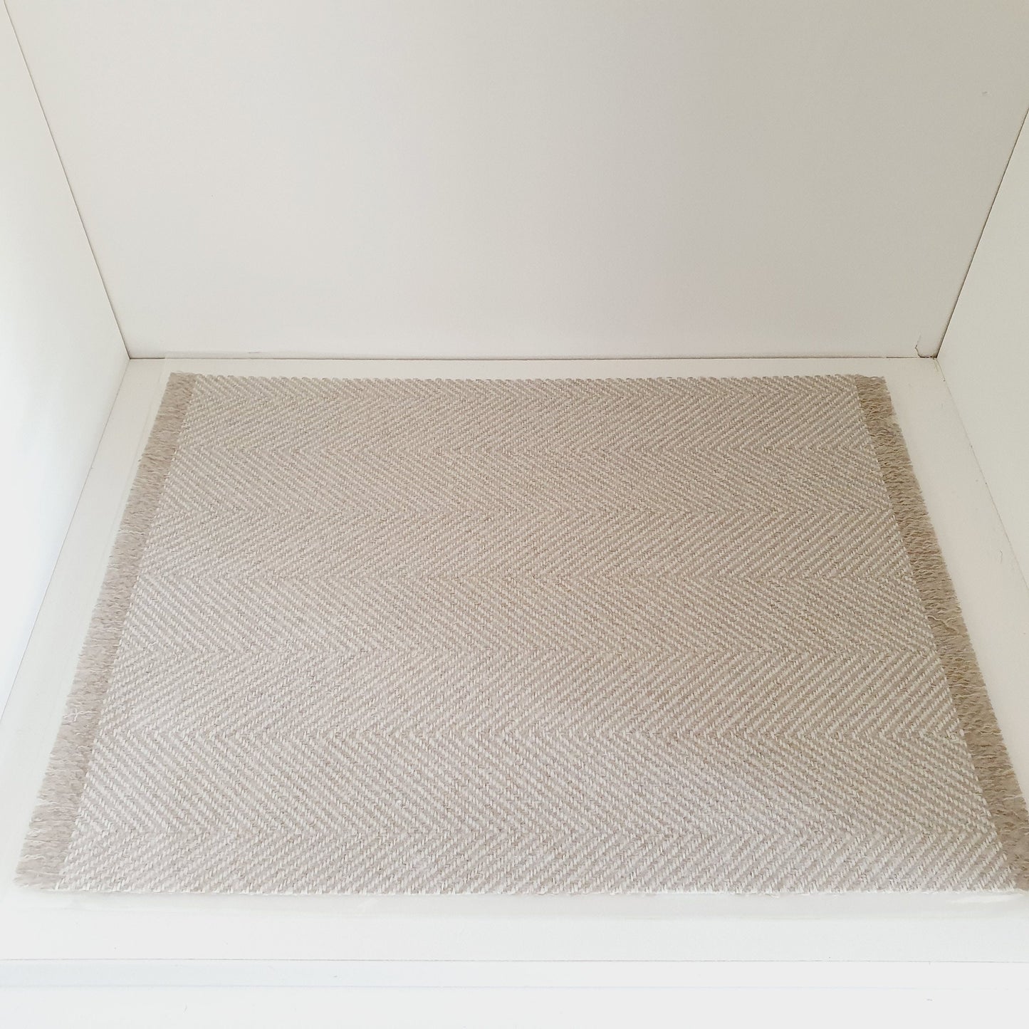 Dolls House Large Light Beige Herringbone Rug 1:12th Scale, Miniature Rug (RUG-EX)