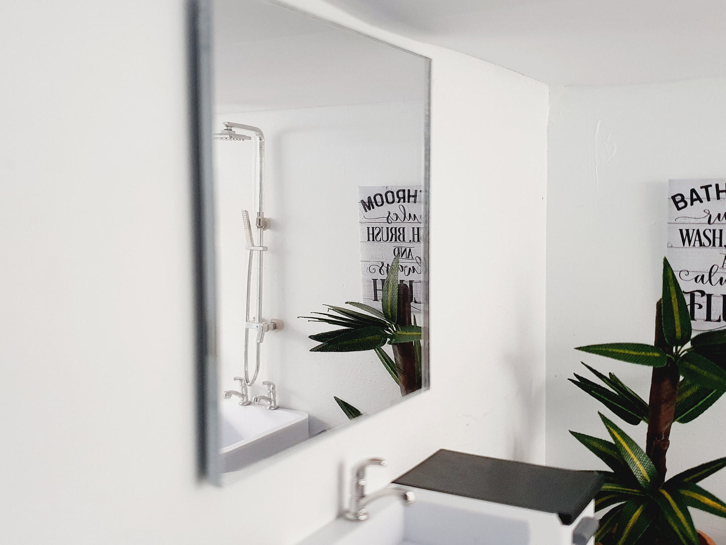 Dolls House Large Square Mirror | Modern Style | 1:12 Scale Miniature