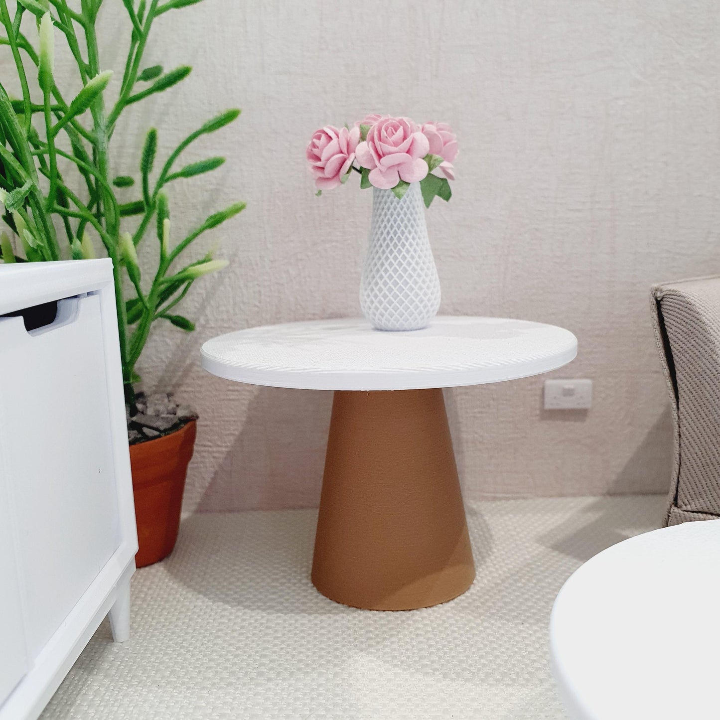 Dolls House Modern Side table Table, 1:12 Scale, Choice of Colours, Miniature Side Table