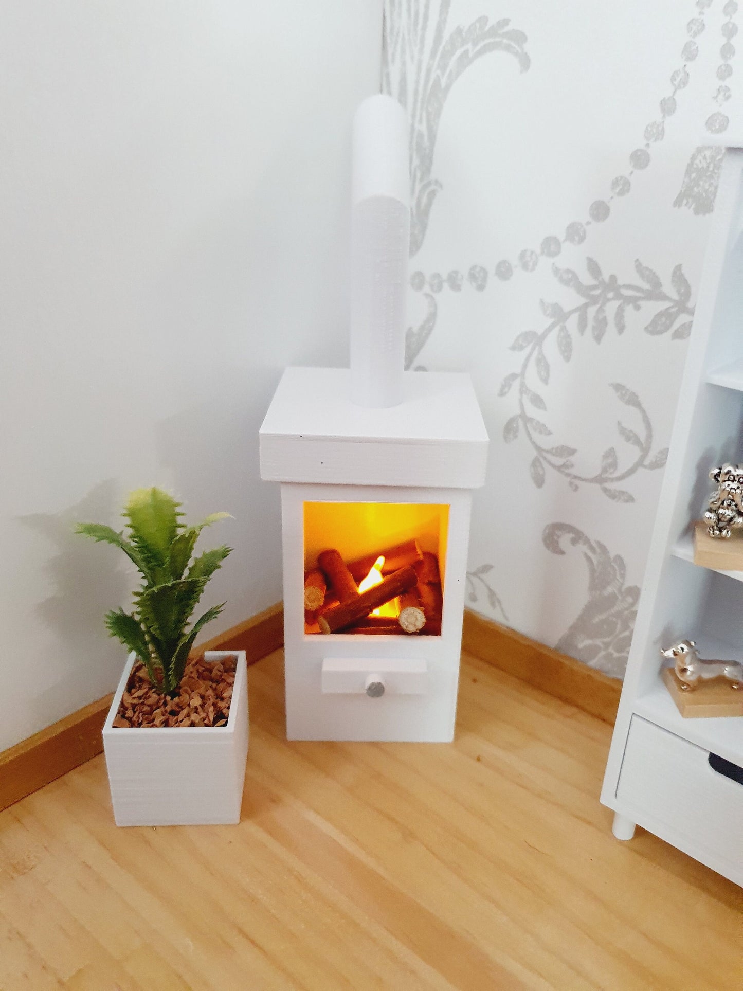 Dolls House Modern White Square Log Fire with Light Up Flame and Wood, 1:12th Scale, Miniature Fire (FIRE7)