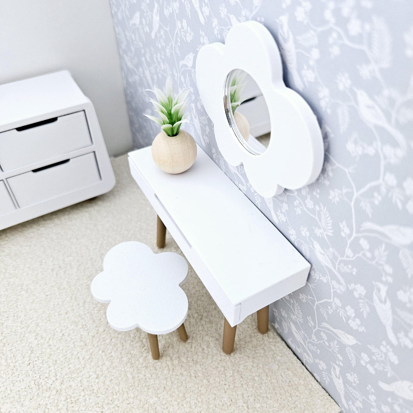 Miniature Dolls House Child's Dressing Table Mirror, Dollhouse Furniture, Dolls House Miniatures, Dollhouse Accessories, 12th Scale
