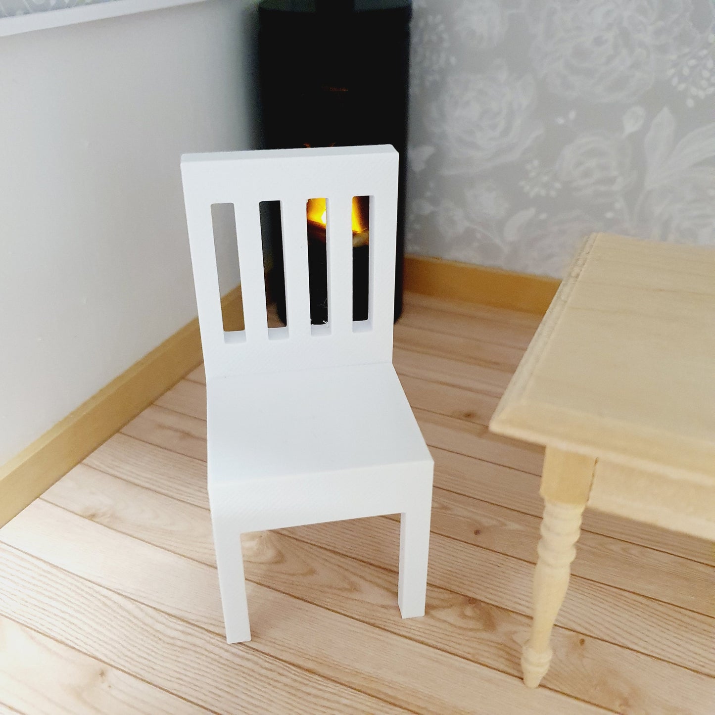 Dolls House Modern Kitchen / Dining 1x Chair, Miniature Furniture, Dollhouse Accessories, Choice of Colours