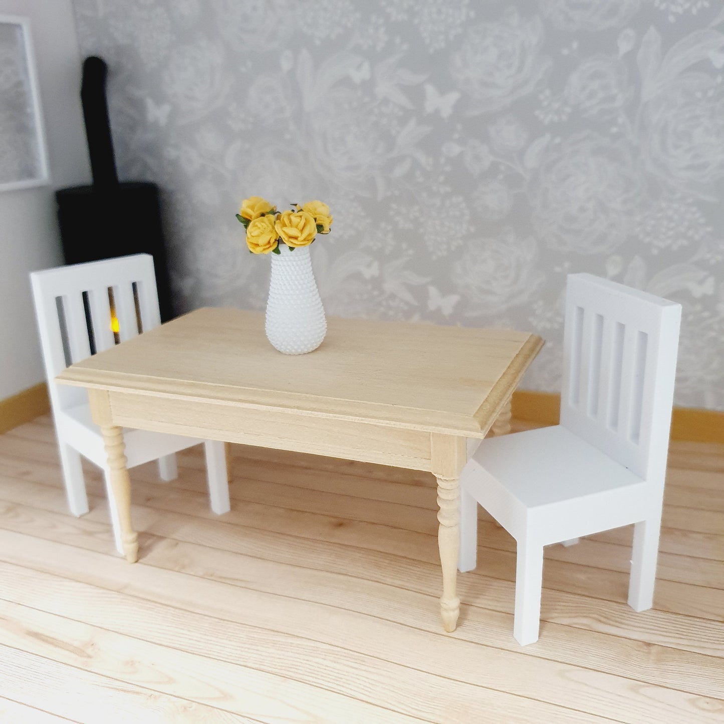 Dolls House Modern Kitchen / Dining 1x Chair, Miniature Furniture, Dollhouse Accessories, Choice of Colours