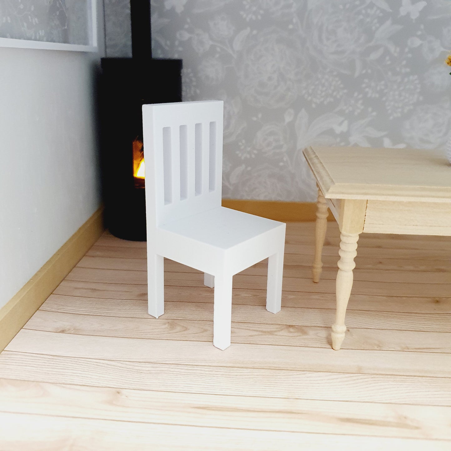Dolls House Modern Kitchen / Dining 1x Chair, Miniature Furniture, Dollhouse Accessories, Choice of Colours