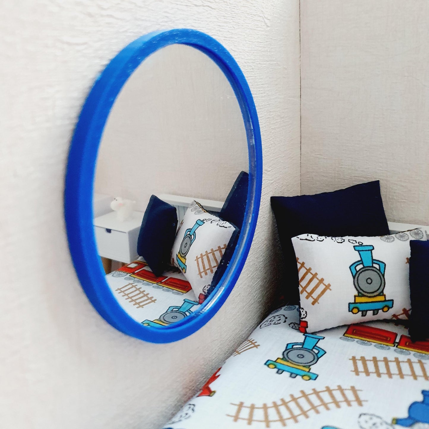 Dolls House Modern 9.3cm Coloured Framed Large Round Mirror, Miniature Mirror, 12th Scale Mirror