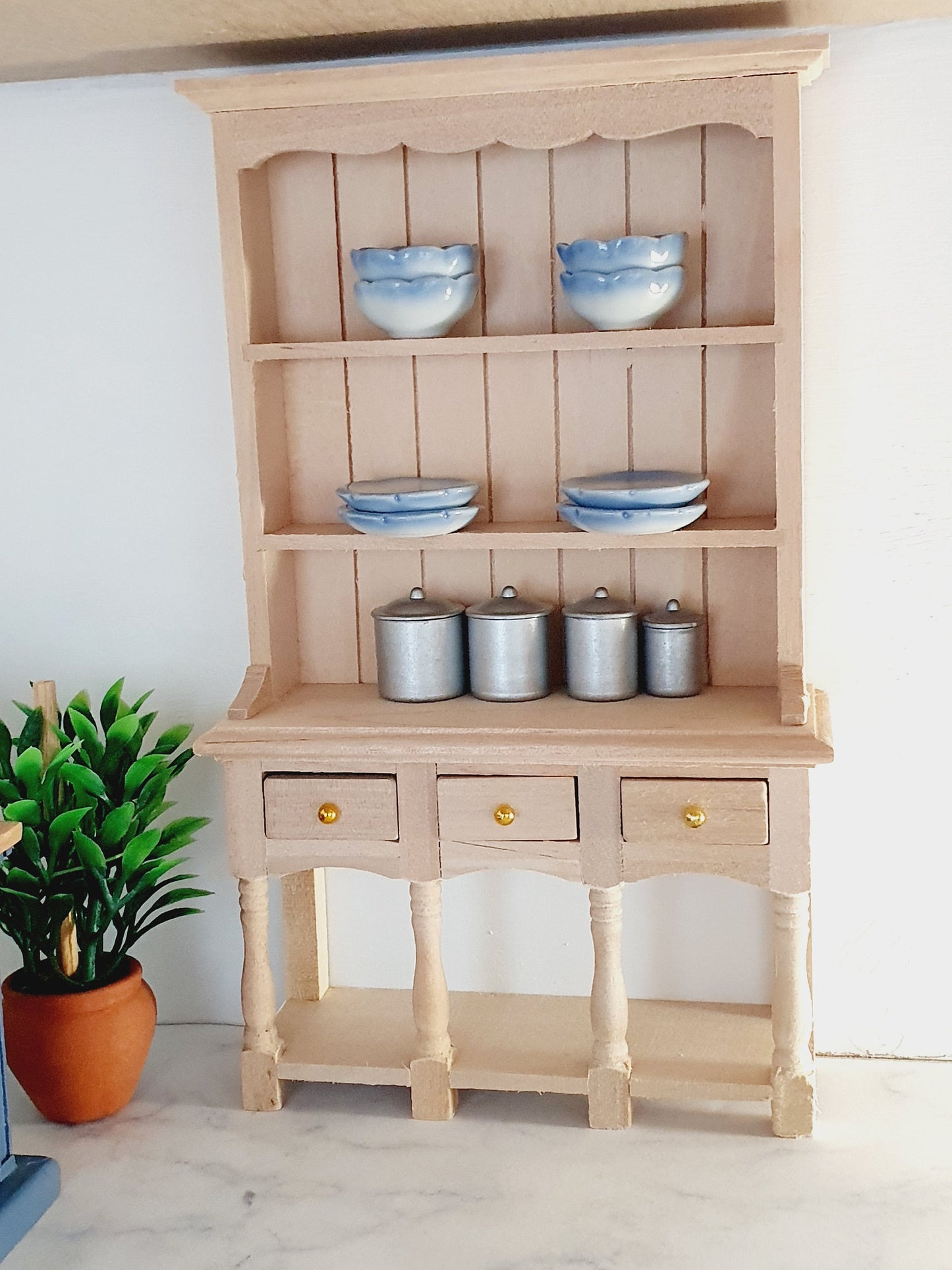 Dolls House Modern Wooden Dresser with 3 opening drawers 1:12th Scale, Miniature (DR1)