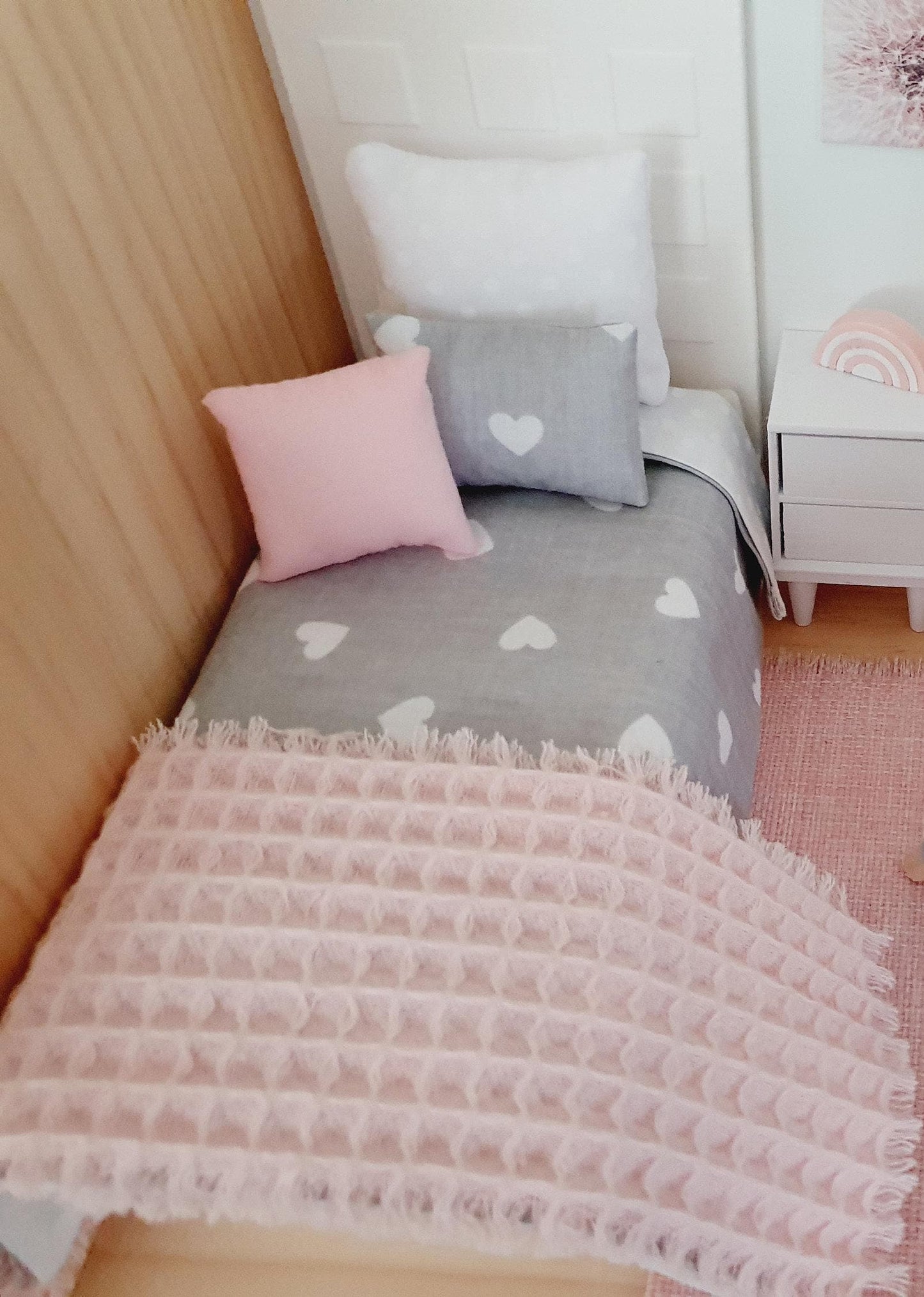 SALE!! Dolls house single size 5 piece bedding set, grey with white love hearts, 12th scale bedding sets, miniature bed set