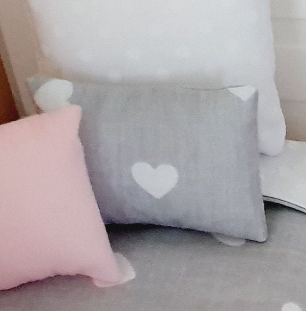 SALE!! Dolls house single size 5 piece bedding set, grey with white love hearts, 12th scale bedding sets, miniature bed set