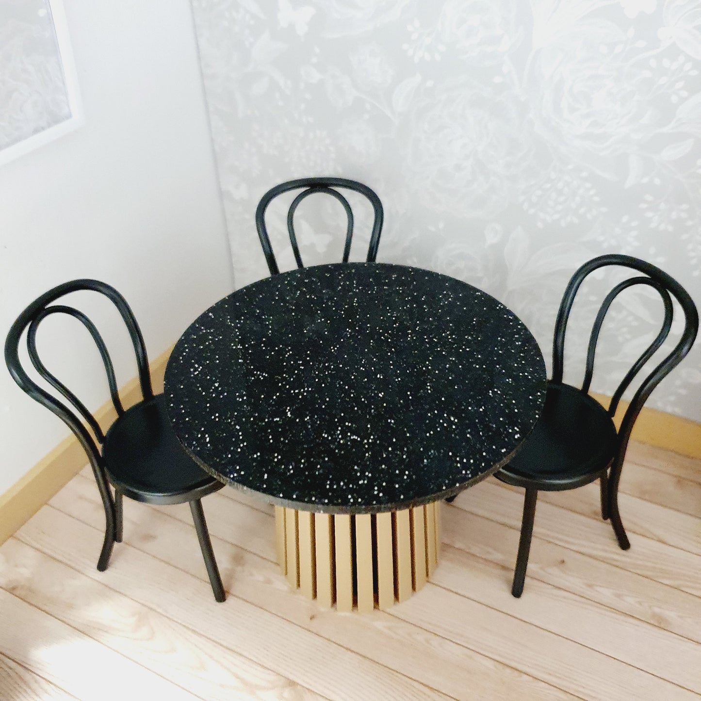 Dolls House Modern Wood Effect Dining Table for indoors or Outdoors, 1:12th Scale, Miniature Table