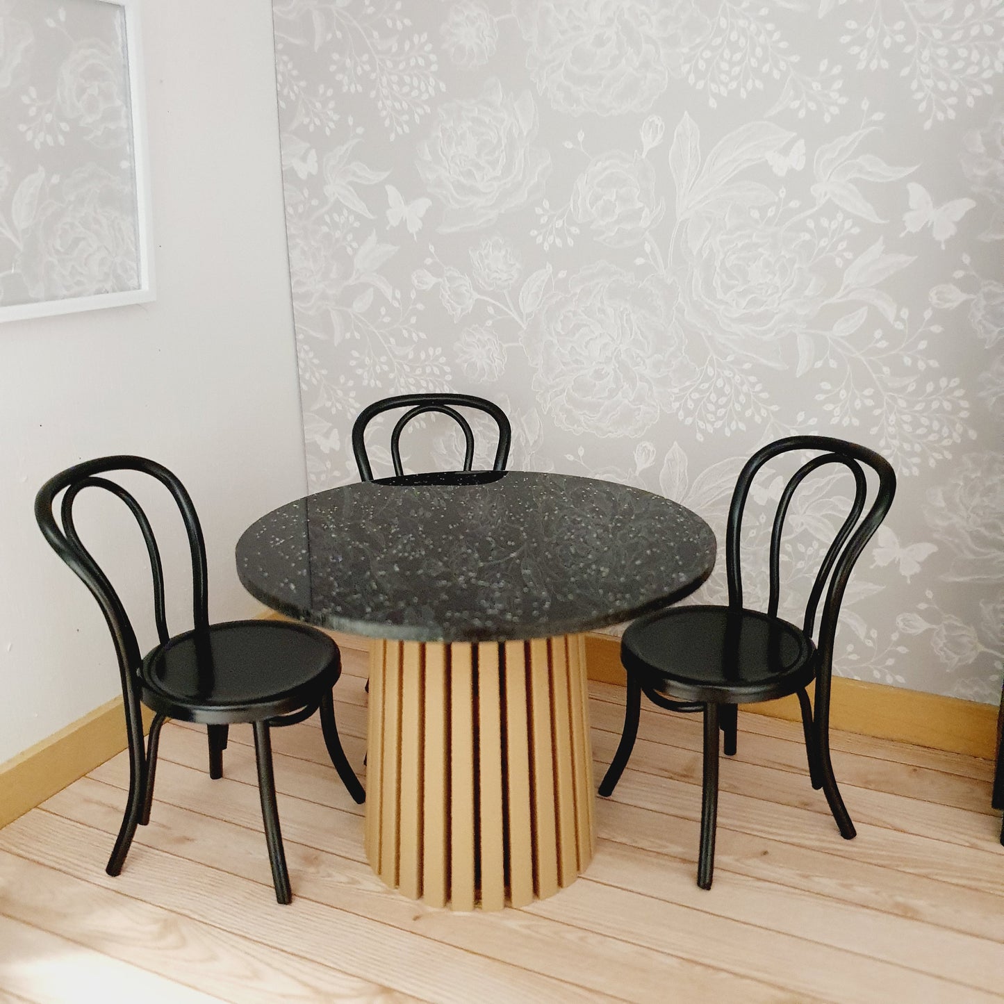 Dolls House Modern Wood Effect Dining Table for indoors or Outdoors, 1:12th Scale, Miniature Table