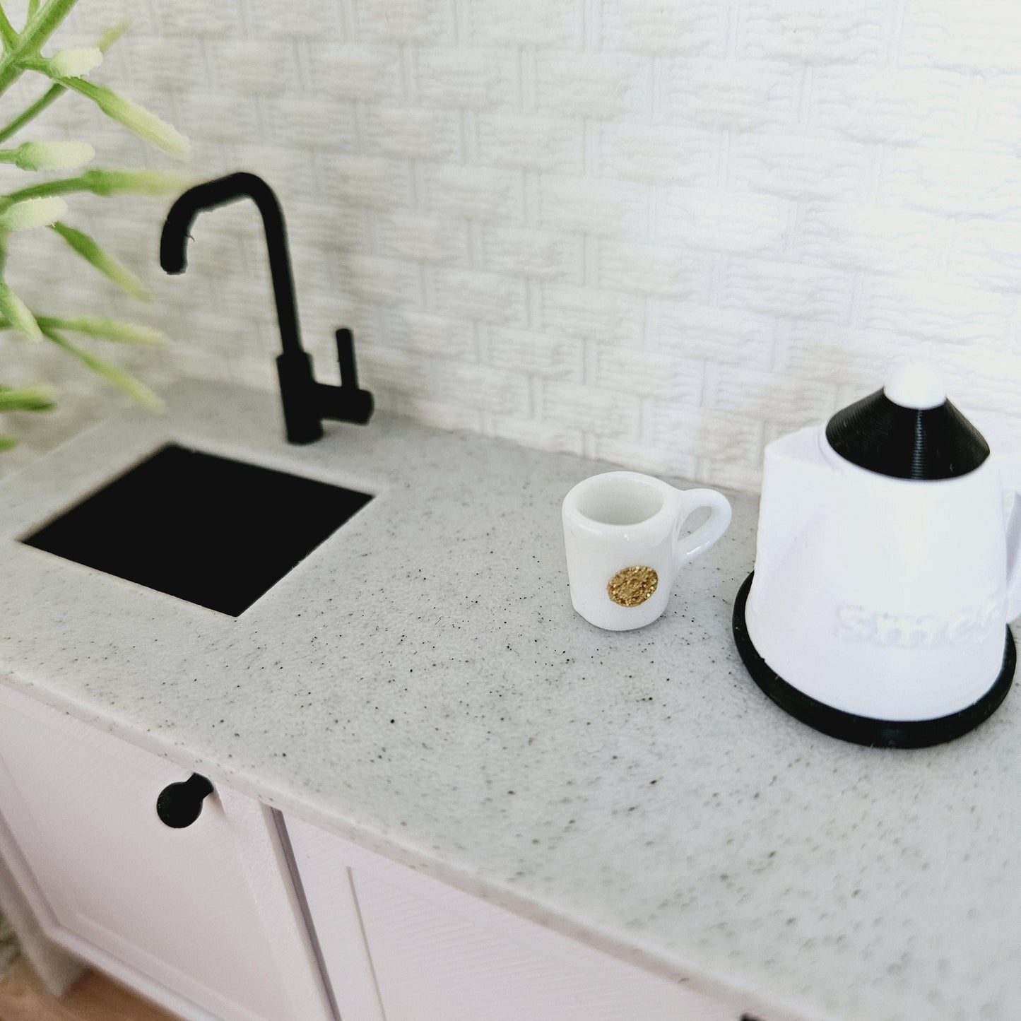 Doll's House Modern Kitchen 12th scale, miniature kitchen, shaker style - Colour Choices