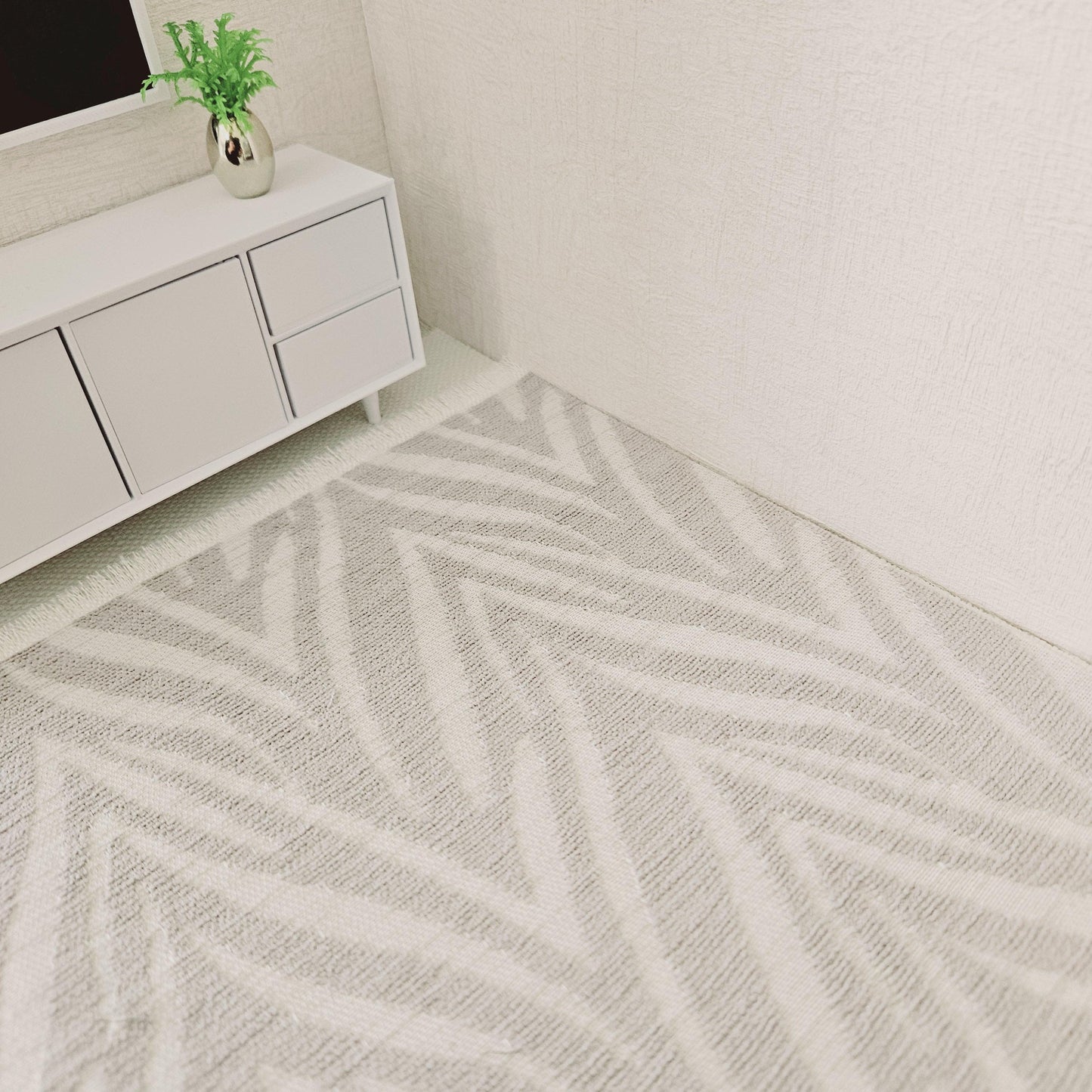 Dolls House Large Light Grey & White Rug 1:12th Scale, Miniature Rug (RUG-EX)