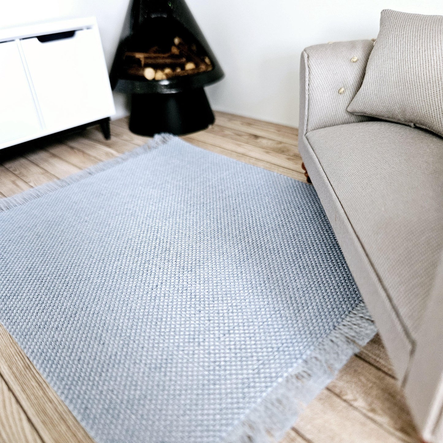SALE!! Dolls House Coloured Rug 1:12th Scale, Miniature Rug