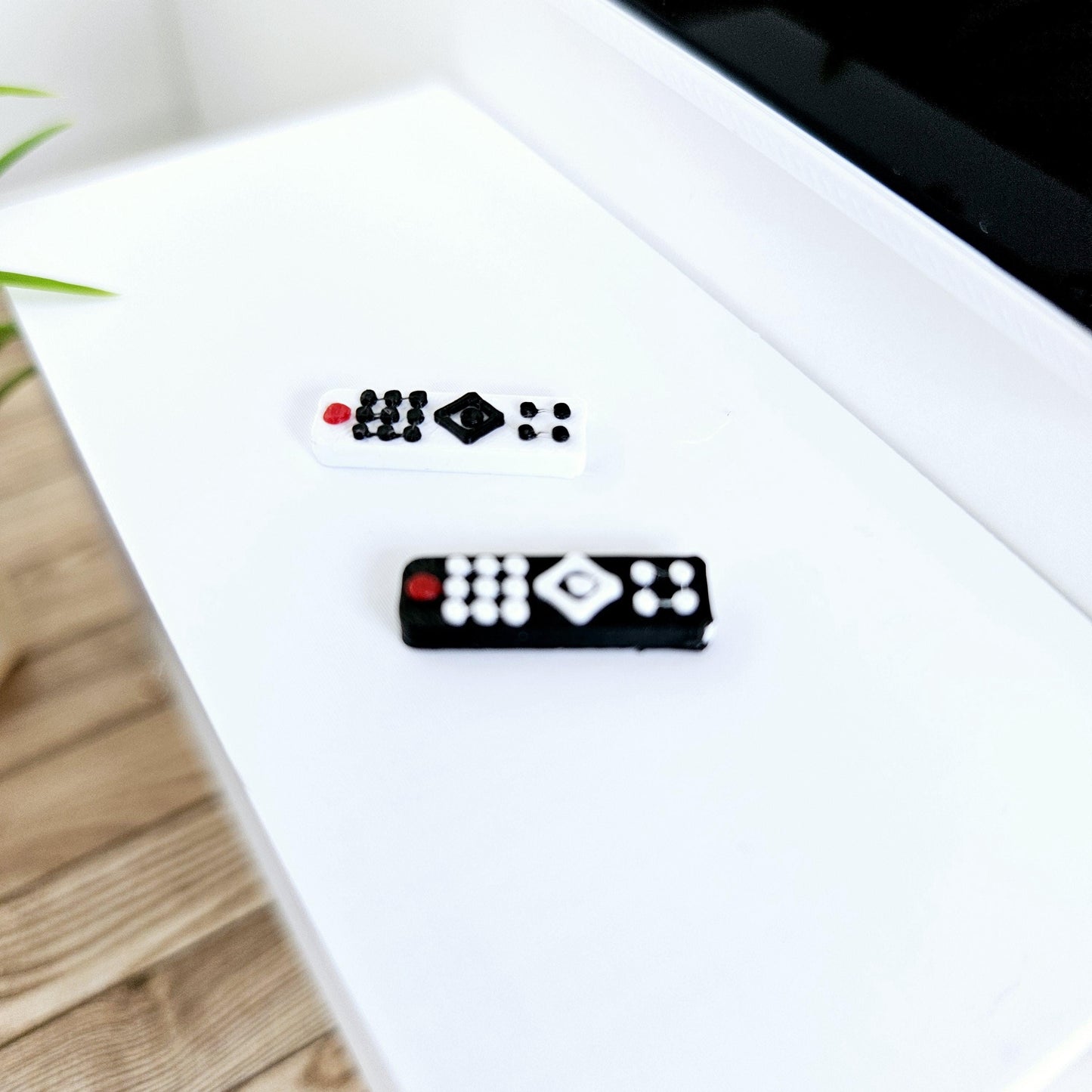 Dolls House Remote Control, Black or White, 12th Scale TV remote control