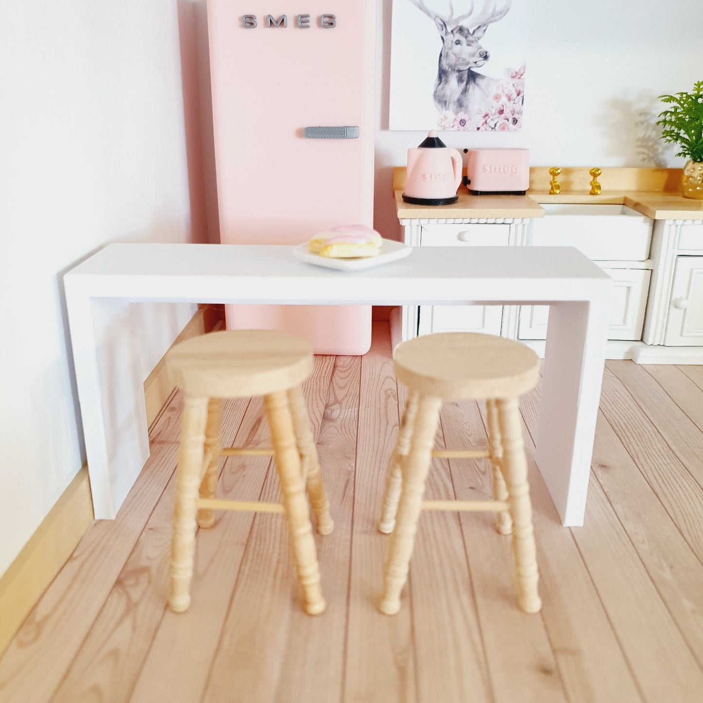 Dolls House 2x Wooden Bar Stools, 1:12th Scale, Miniature Bar Stool (K-BS2)