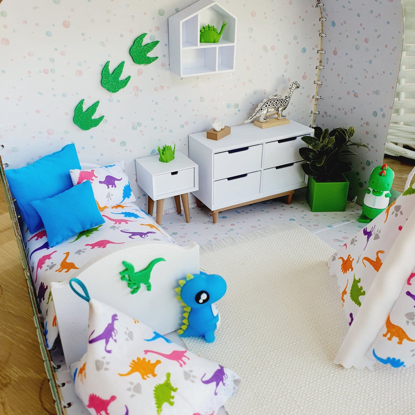 Dolls House in a Cute Little Dinosaur Travel Suitcase, 12th Scale, Miniature case, Dinosaurs, suitcase