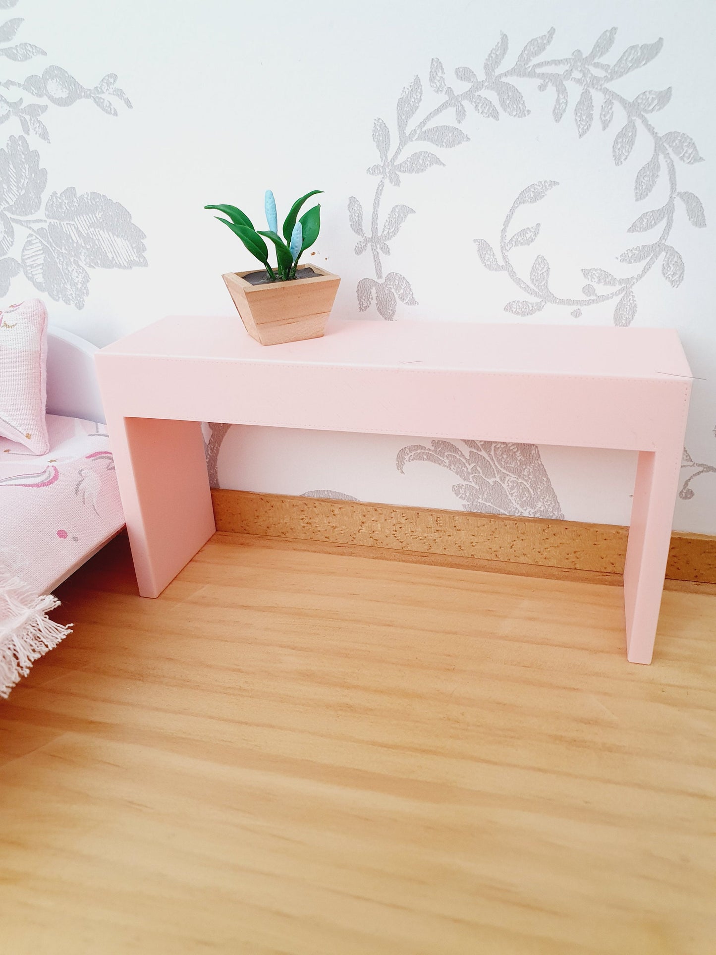 Dolls House Modern Console Table / Kitchen Breakfast Bar Choice of Colours 1:12th Scale, Miniature Breakfast Bar (VA-BB)