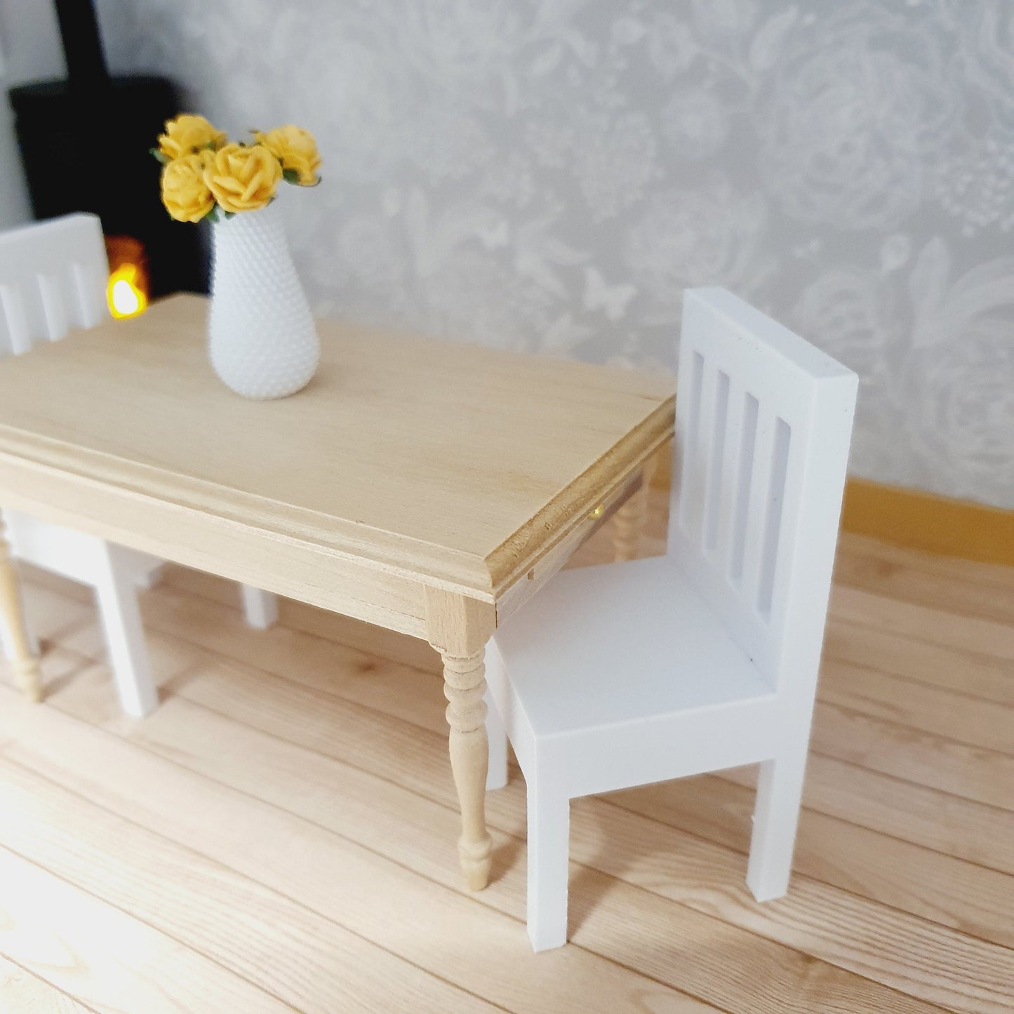 Dolls House Modern Kitchen / Dining, Set of 4 Chairs, Miniature Furniture, Dollhouse Accessories, Choice of Colours (DCH-4)