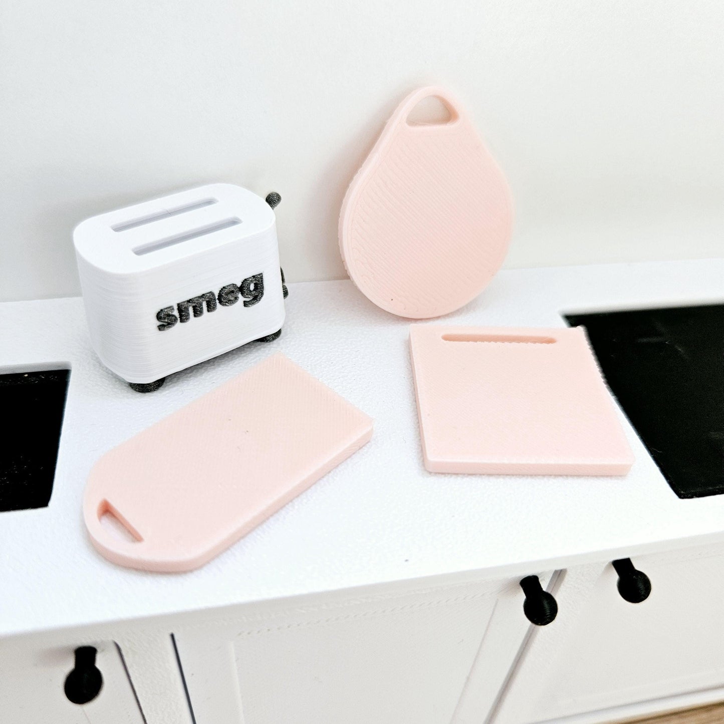 Dolls House Chopping Boards, Set of 3, Choice of Colours, 12th scale, miniature cutting boards