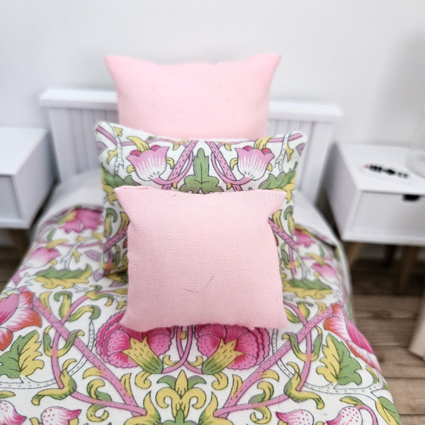 SALE!! Dolls house Floral Single 12th Scale Bedding Set, Doll House Girls Room Bedding
