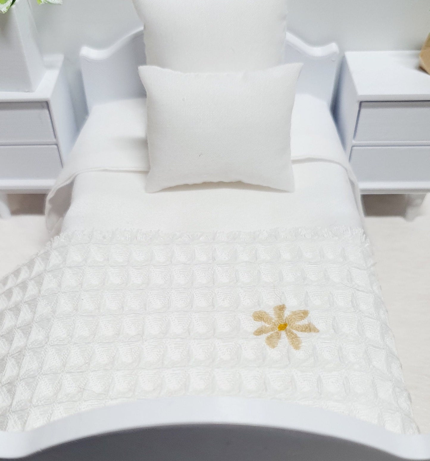 Dolls House Single Daisy Waffle Throw, choice of colours, Single, 12th scale, miniature