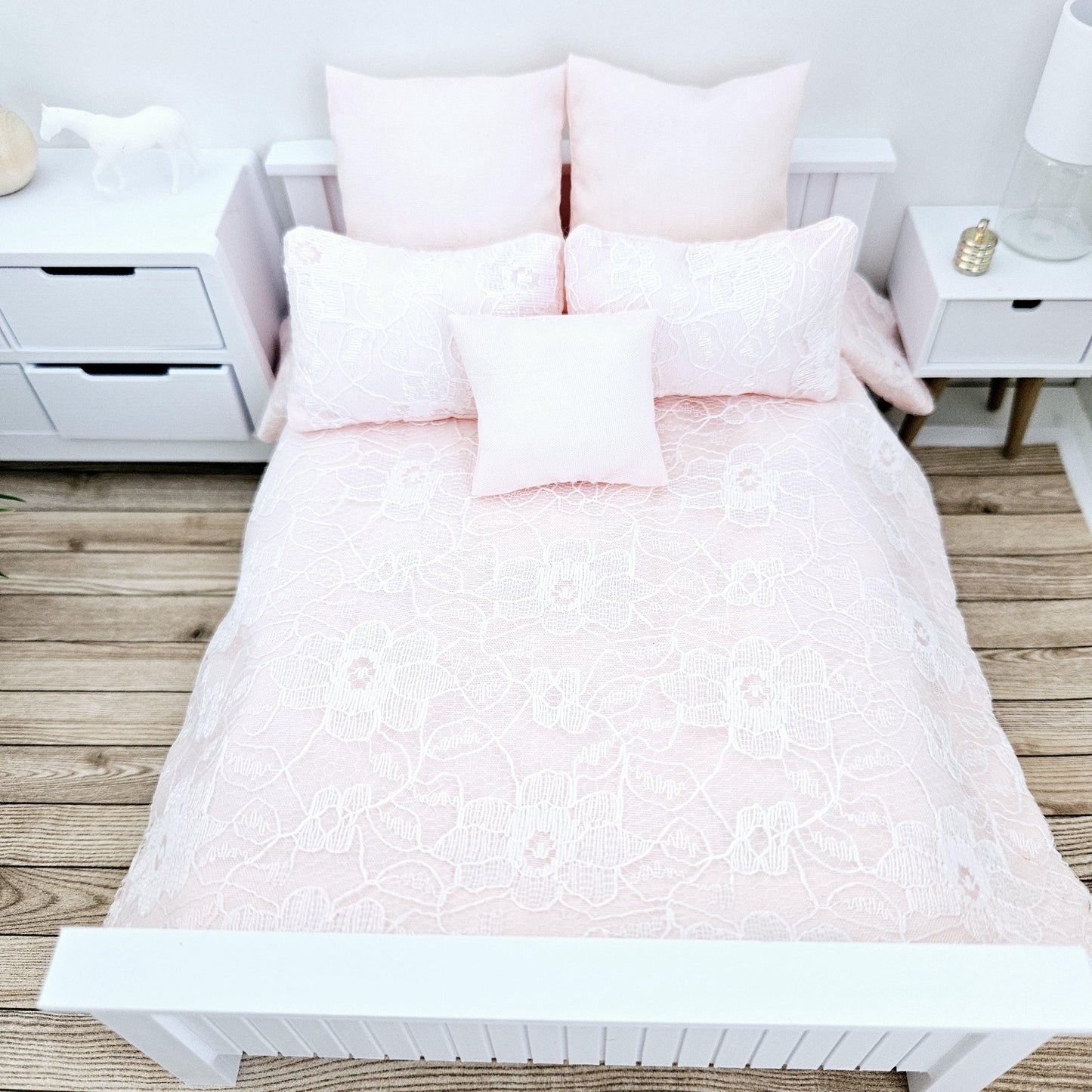 Dolls house 6 piece set, Pretty Pale Pink lace double bedding set, 12th scale, miniature bedding