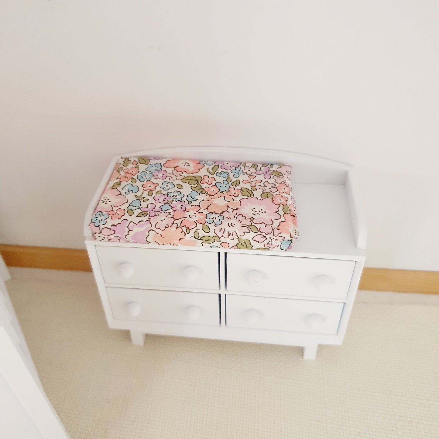 Dolls House White Modern Baby Changing Table with Liberty Michelle changing pad, 1:12th Scale, Miniature