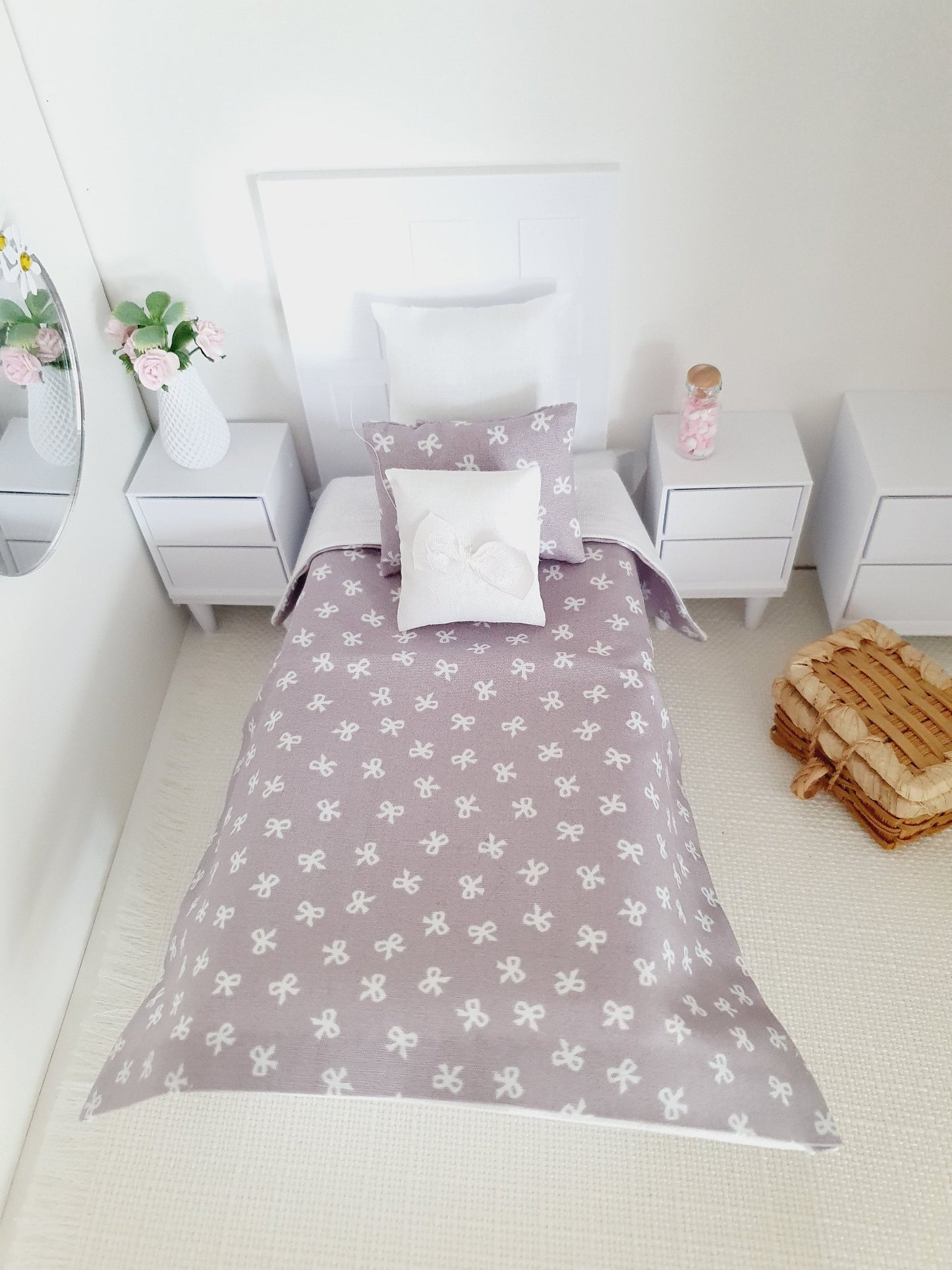 SALE! Dolls house Single bedding, pretty grey bow design, 12th scale bedding, miniature bed set