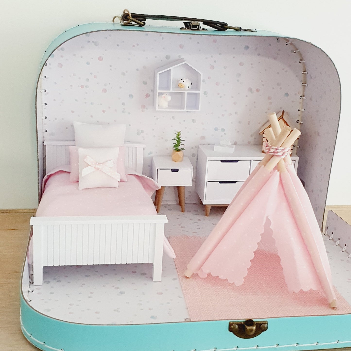 Dolls House in a Travel Suitcase, Pretty pink design, 12th Scale, Miniature case