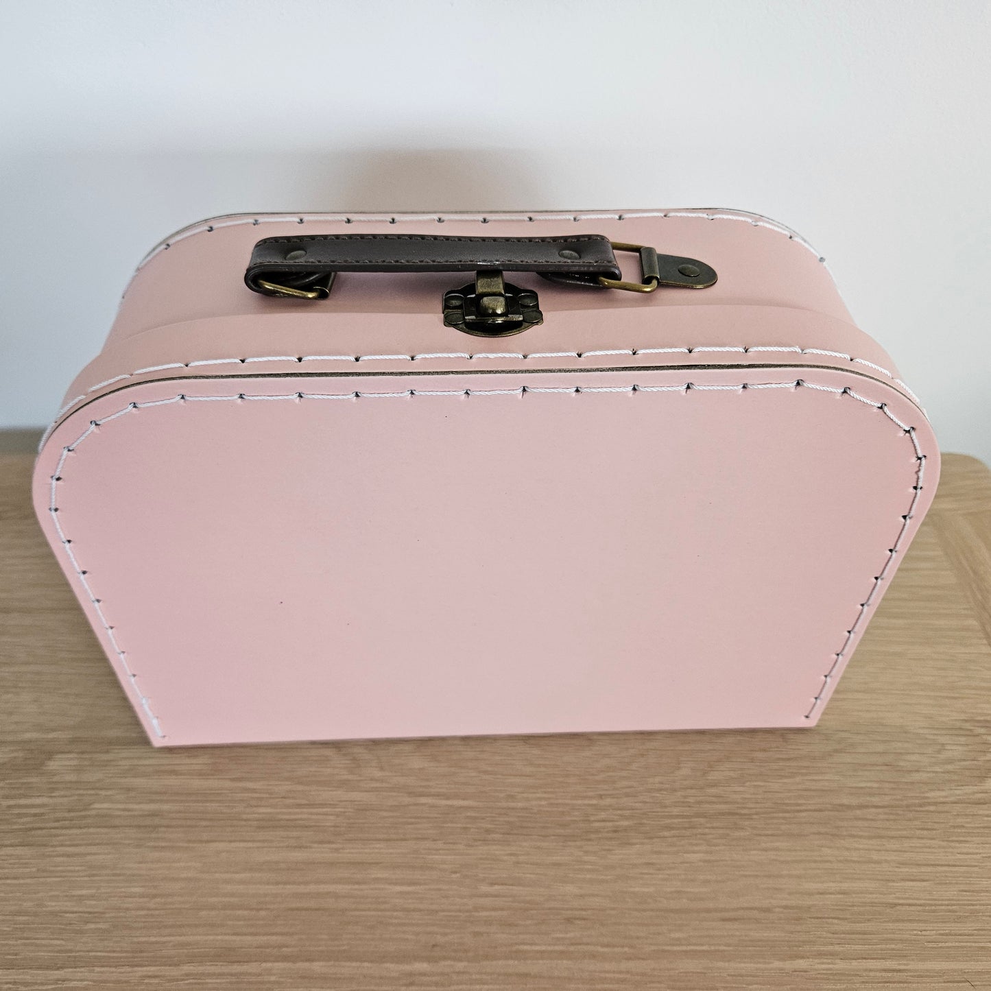 Dolls House in a Travel Suitcase, Pretty pink design, 12th Scale, Miniature case