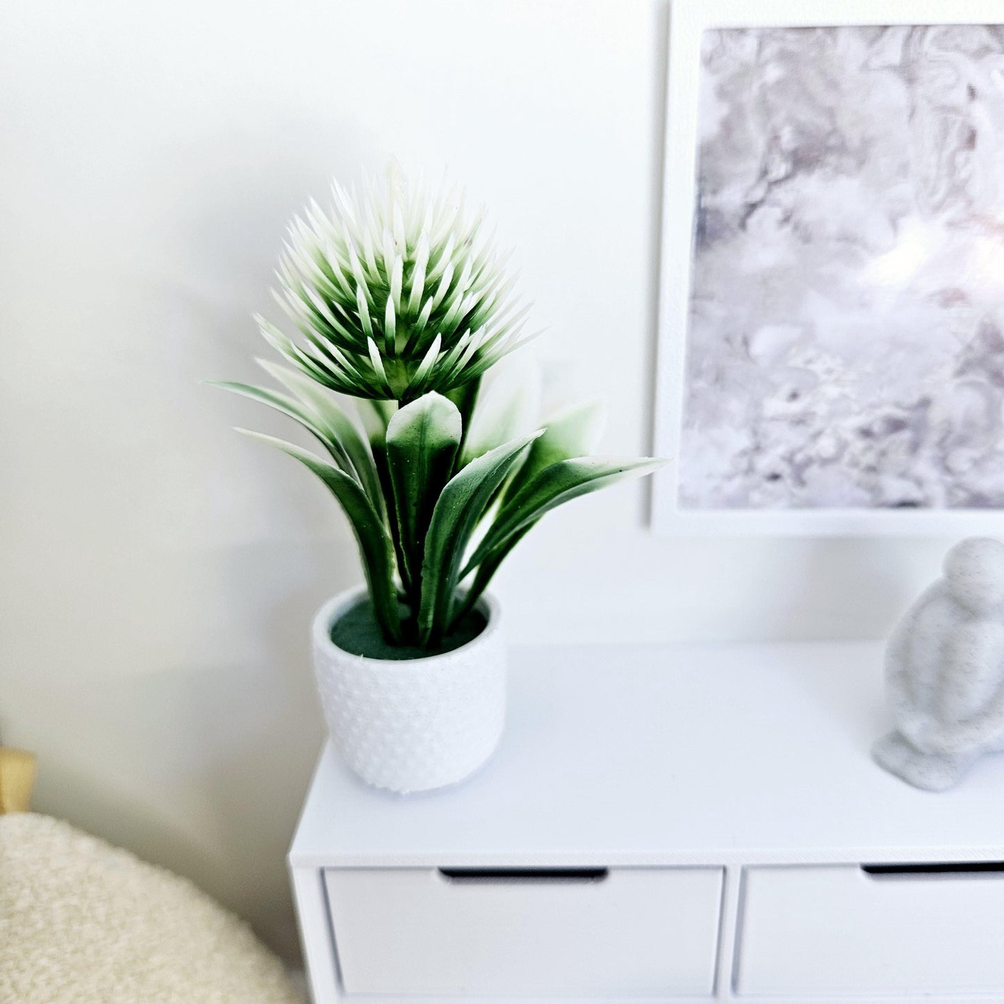 Dolls House Modern White Flower in a Coloured Plant Pot, Plant 1:12th Scale, Miniature Plant Pot, Dollhouse Accessories