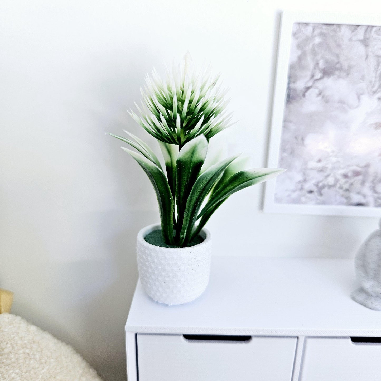 Dolls House Modern White Flower in a Coloured Plant Pot, Plant 1:12th Scale, Miniature Plant Pot, Dollhouse Accessories