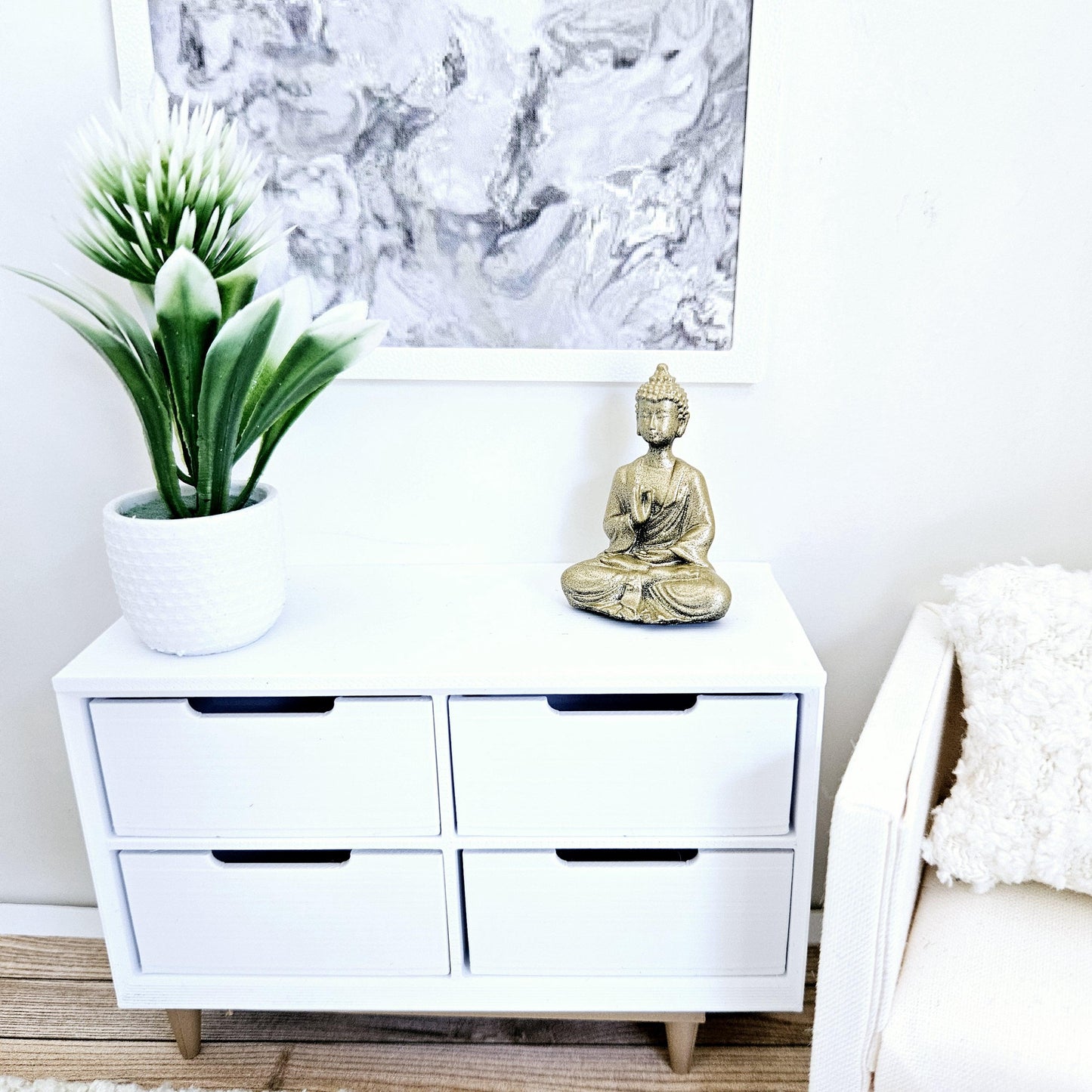 Dolls House Sitting Buddha Ornament, House or Garden Ornament, 12th Scale