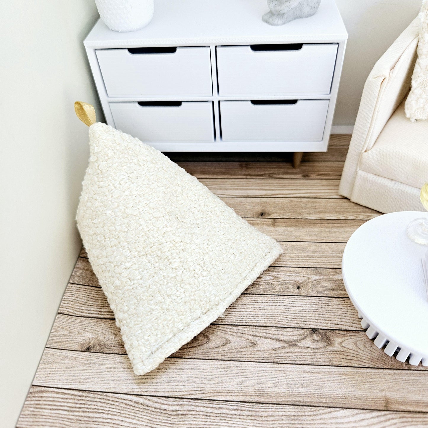 Dolls house Modern Boucle Bean Bag/ Chair, Cream, 1:12 Scale, Miniature bean bag