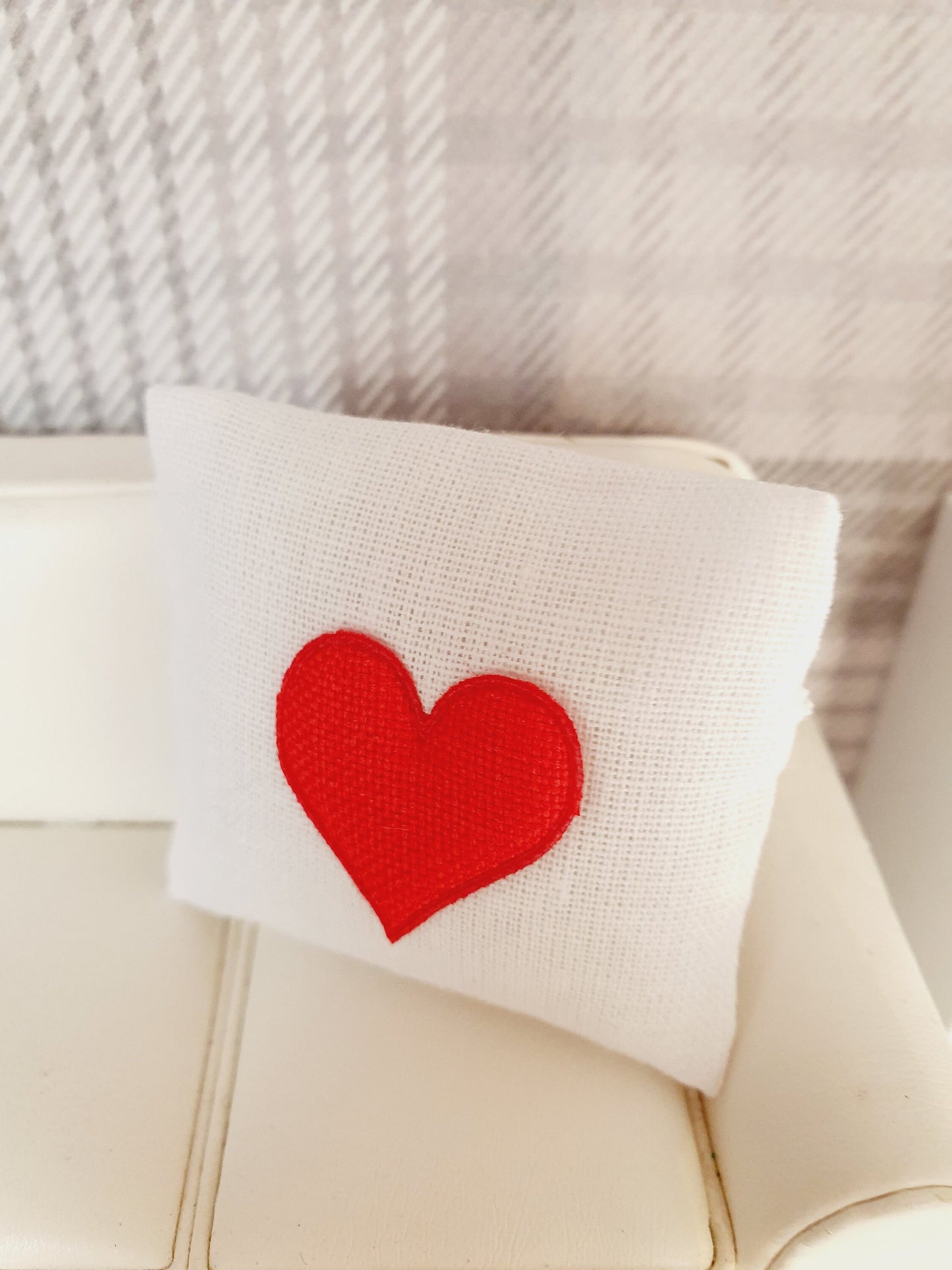Dolls house Heart cushion, choice of colour, 12th scale cushions, miniature cushion