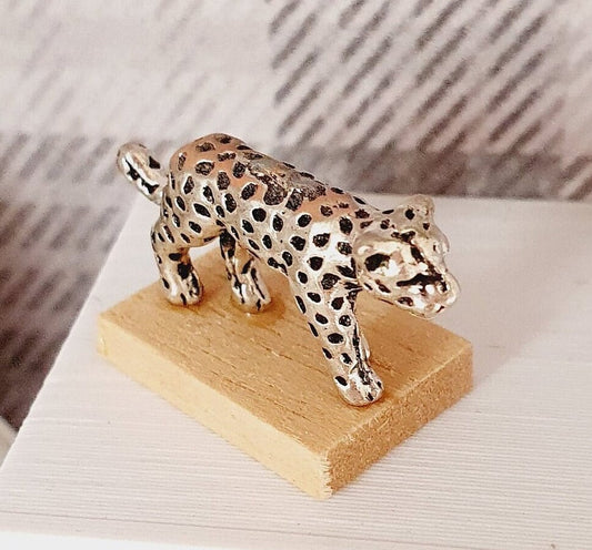 Standing Leopard Ornament – alternate view 2 | 1:12 scale dolls house miniature