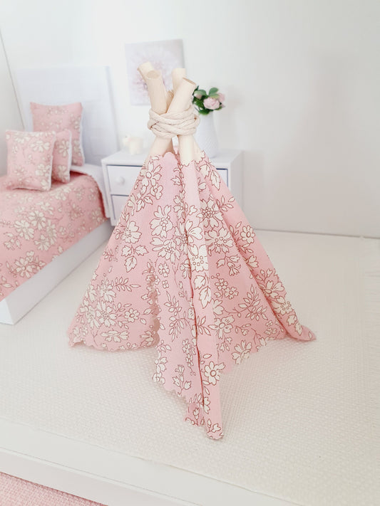 Pink Liberty Capel Floral Teepee – alternate view 2 | 1:12 scale dolls house miniature