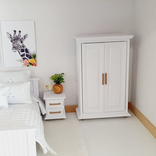 Bedroom Set – alternate view 2 | 1:12 scale dolls house miniature