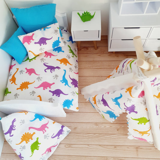 Dinosaur Junior/Single Bedding Set – alternate view 2 | 1:12 scale dolls house miniature