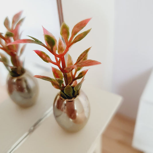 Silver Pot with Red & Green Plant – alternate view 2 | 1:12 scale dolls house miniature