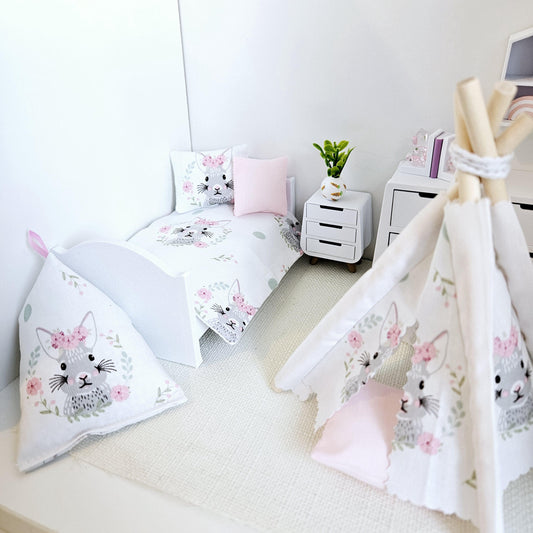 Easter Bunny Junior/Single Teepee Set – alternate view 2 | 1:12 scale dolls house miniature