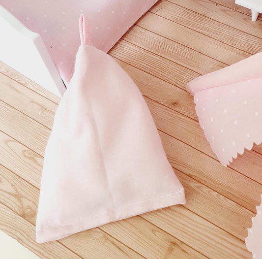 Polka Dot Bean Bag Chair – alternate view 2 | 1:12 scale dolls house miniature