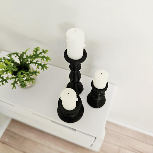 Candles – Set of 3 – alternate view 2 | 1:12 scale dolls house miniature