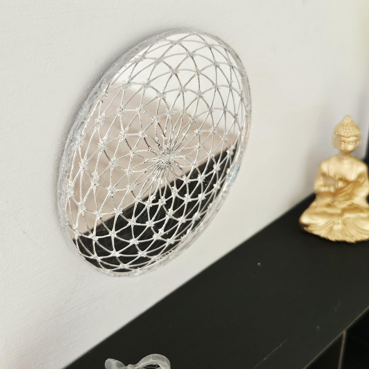 Geometric Round Mirror – alternate view 5 | 1:12 scale dolls house miniature