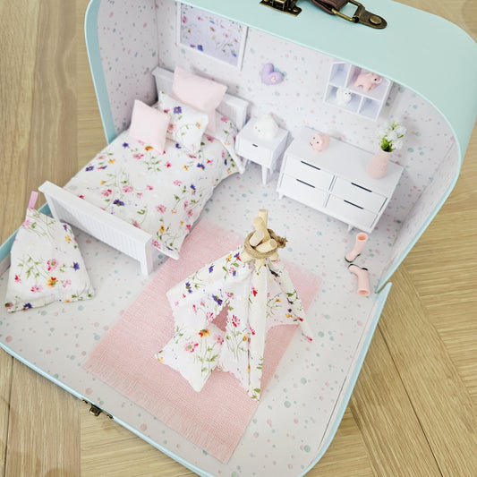 Floral Suitcase Dollhouse – alternate view 2 | 1:12 scale dolls house miniature