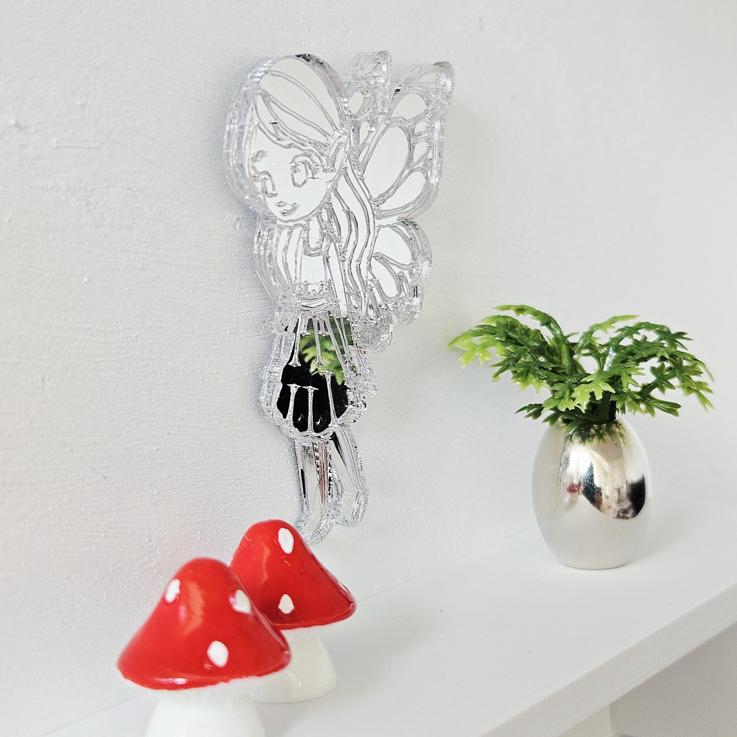 Dolls House Fairy shape Mirror – Silver Acrylic | 1:12 Scale Miniature