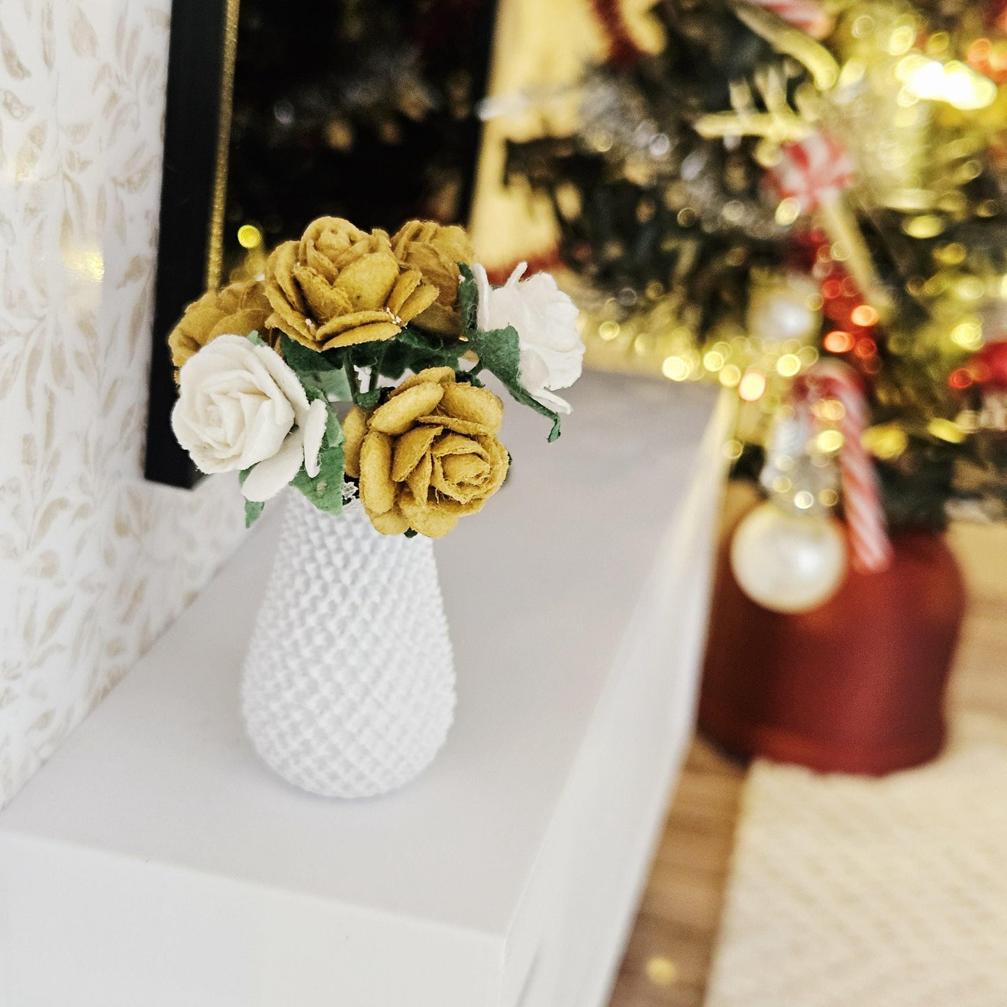Dolls House Gold & White Roses in Vase | Miniature Flower Arrangement | Table Decor | 1:12 Scale