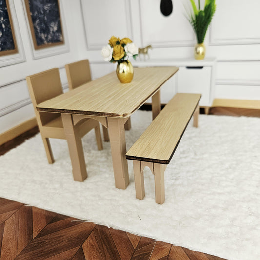 Oak-Veneer Dining Set – alternate view 2 | 1:12 scale dolls house miniature